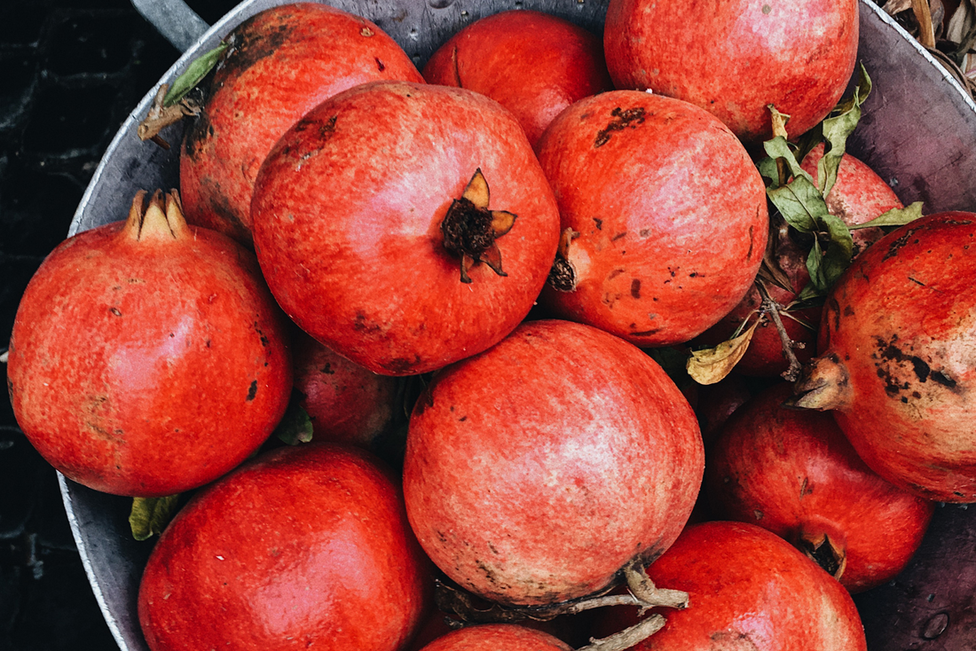 What is Pomegranate Seed Oil and How does It Strengthen and Rejuvenate the Skin
