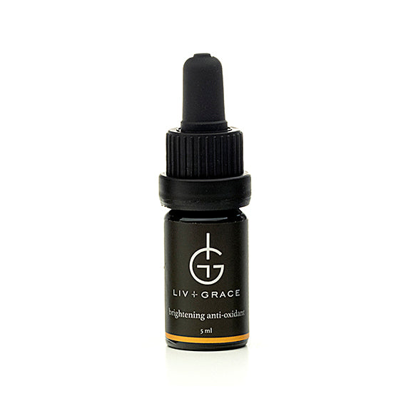 Your best little travel buddy, Brightening Anti-Oxidant Serum, now in a 5 ml travel size.